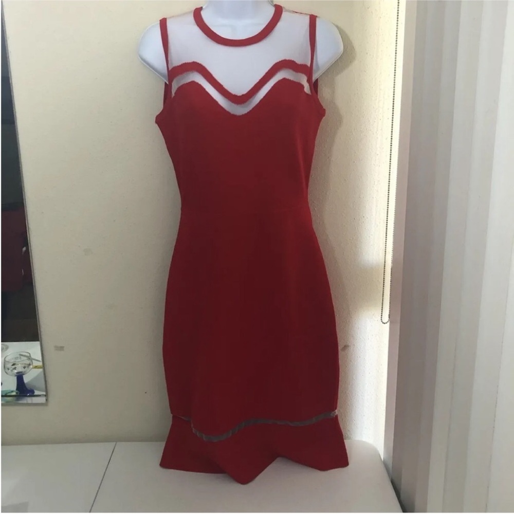 ELIE TAHARI Womens Sheath Dress Size SP Red Sleeveless Crew Neck Cocktail cutout